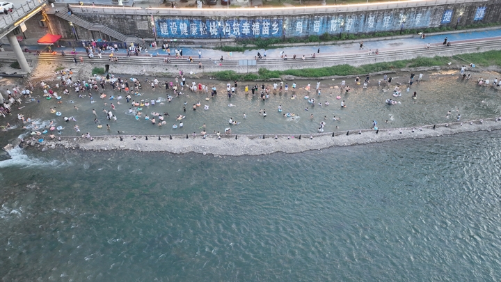 松桃：織密防溺水防線 守護(hù)夏日平安。
