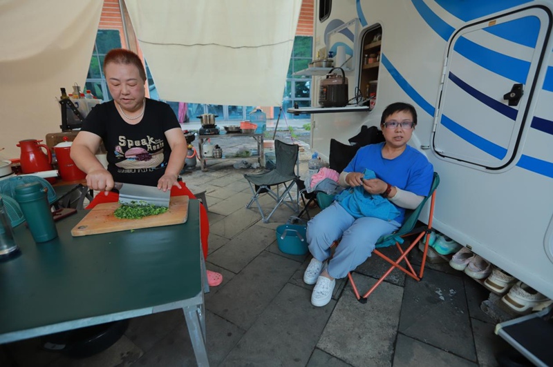 前來梵凈山西線度假的游客。