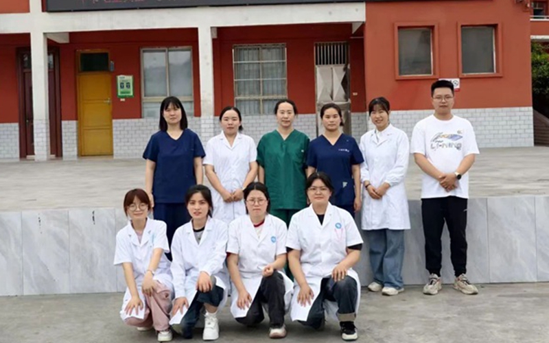 浙江省人民醫(yī)院畢節(jié)醫(yī)院口腔科醫(yī)護團隊。