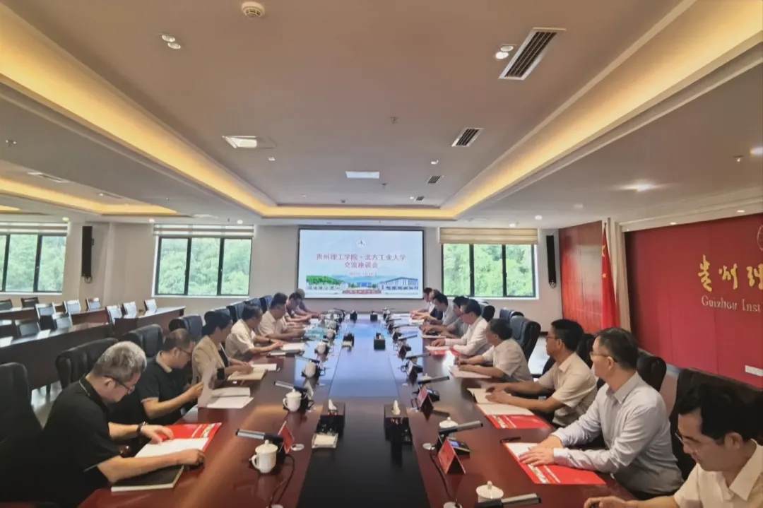 座談會(huì)現(xiàn)場(chǎng)。