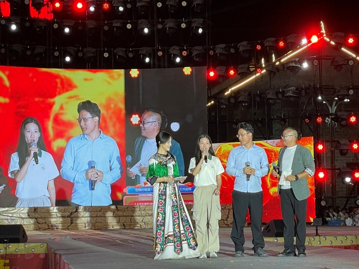 貴州松桃:“農(nóng)耘逐夢”小分隊與苗鄉(xiāng)共赴振興之約。