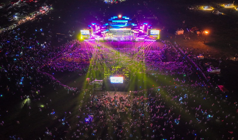 赫章縣彝族火把節(jié)現(xiàn)場(chǎng)。