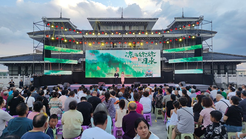 習(xí)水避暑旅游消費(fèi)季活動(dòng)現(xiàn)場(chǎng)。羅金攝