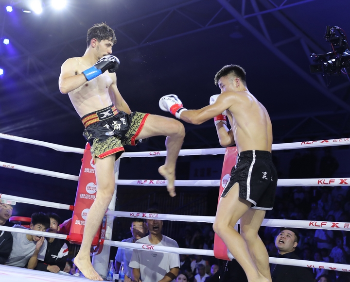 昆侖決精英賽在赫章比賽現(xiàn)場 陳春志 攝