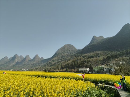 萬峰林景區(qū)。