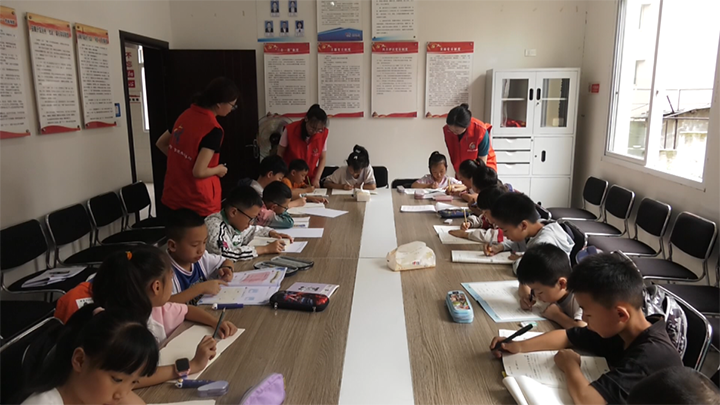 安順經開區：公益暑期活動 點亮孩子多彩假期。