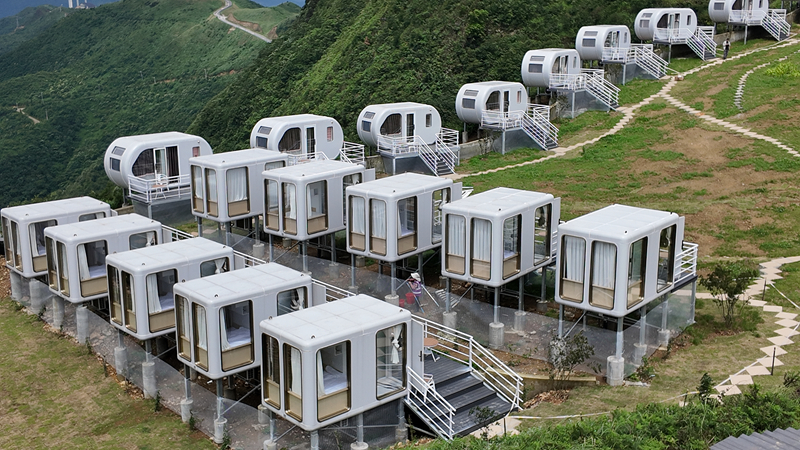 玉簪花云海景區——太空艙住宿項目。胡鳳至攝