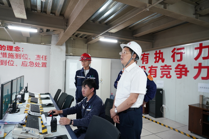 馬驍調研鋁及鋁加工產業發展情況并上門服務企業。