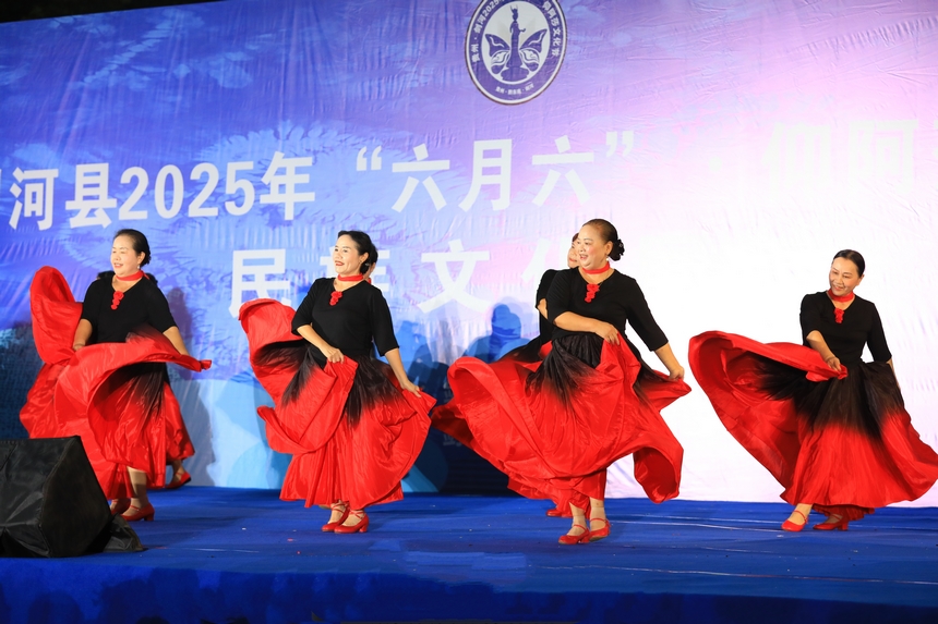 民族文化展演活動現場。鐘成炫攝