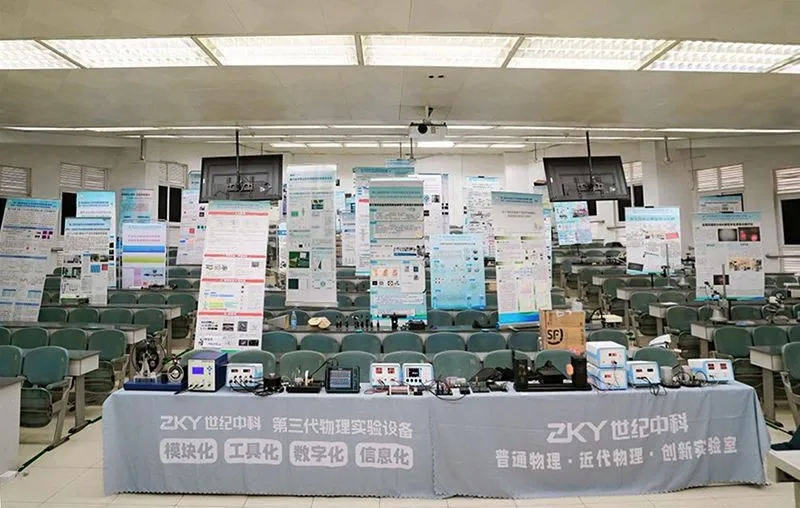 海報作品展示。