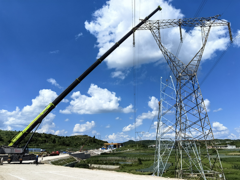 鐵塔組立。