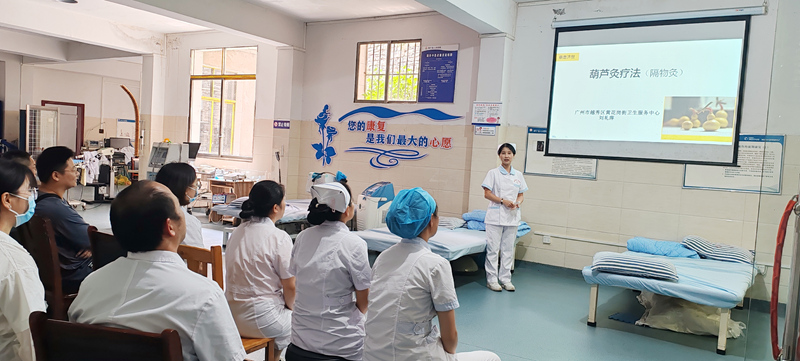 劉禮萍開展葫蘆灸療法培訓(xùn)。