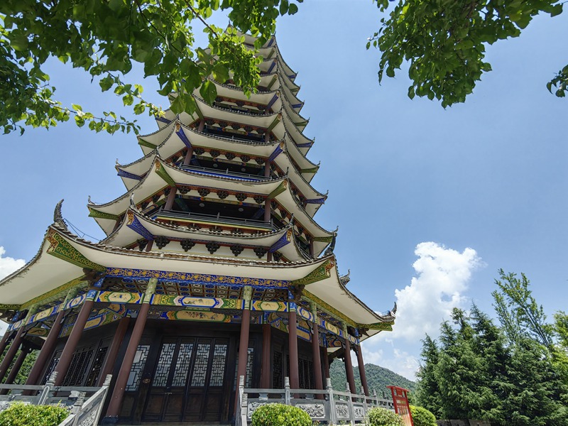 赫章縣文峰塔。王永勝攝