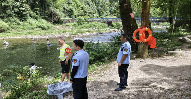 工作人員全天候巡防勸阻。