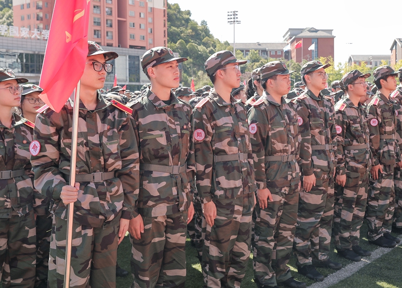 開學典禮暨軍訓動員大會現場 。.jpg