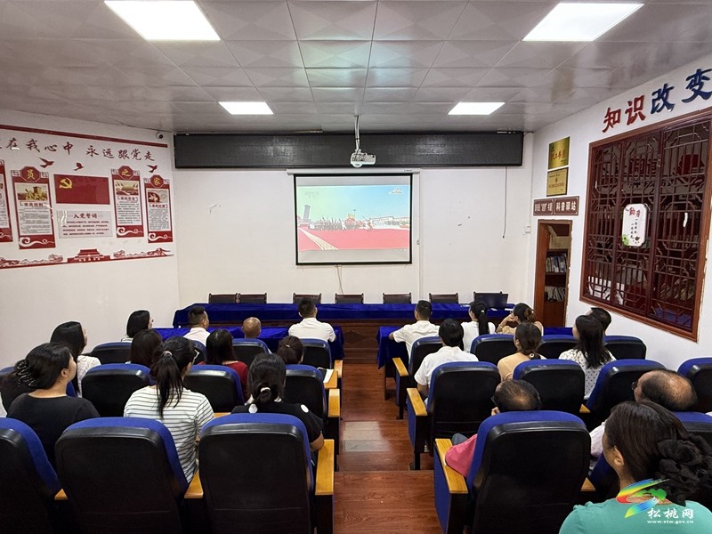 紀念中國人民抗日戰爭暨世界反法西斯戰爭勝利80周年大會在松桃縣引發熱烈反響。