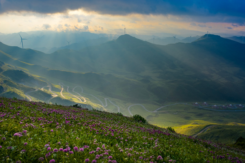畢節市赫章縣阿西里西·韭菜坪景區。