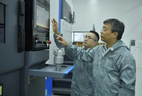 貴大教師團隊獲教育部第四批全國高校黃大年式教師團隊稱號。貴州大學供圖