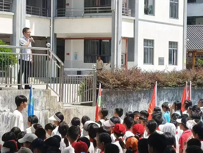 開學第一課 。 學校供圖.jpg