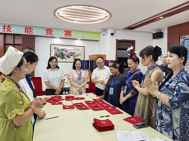 評委現場評審。