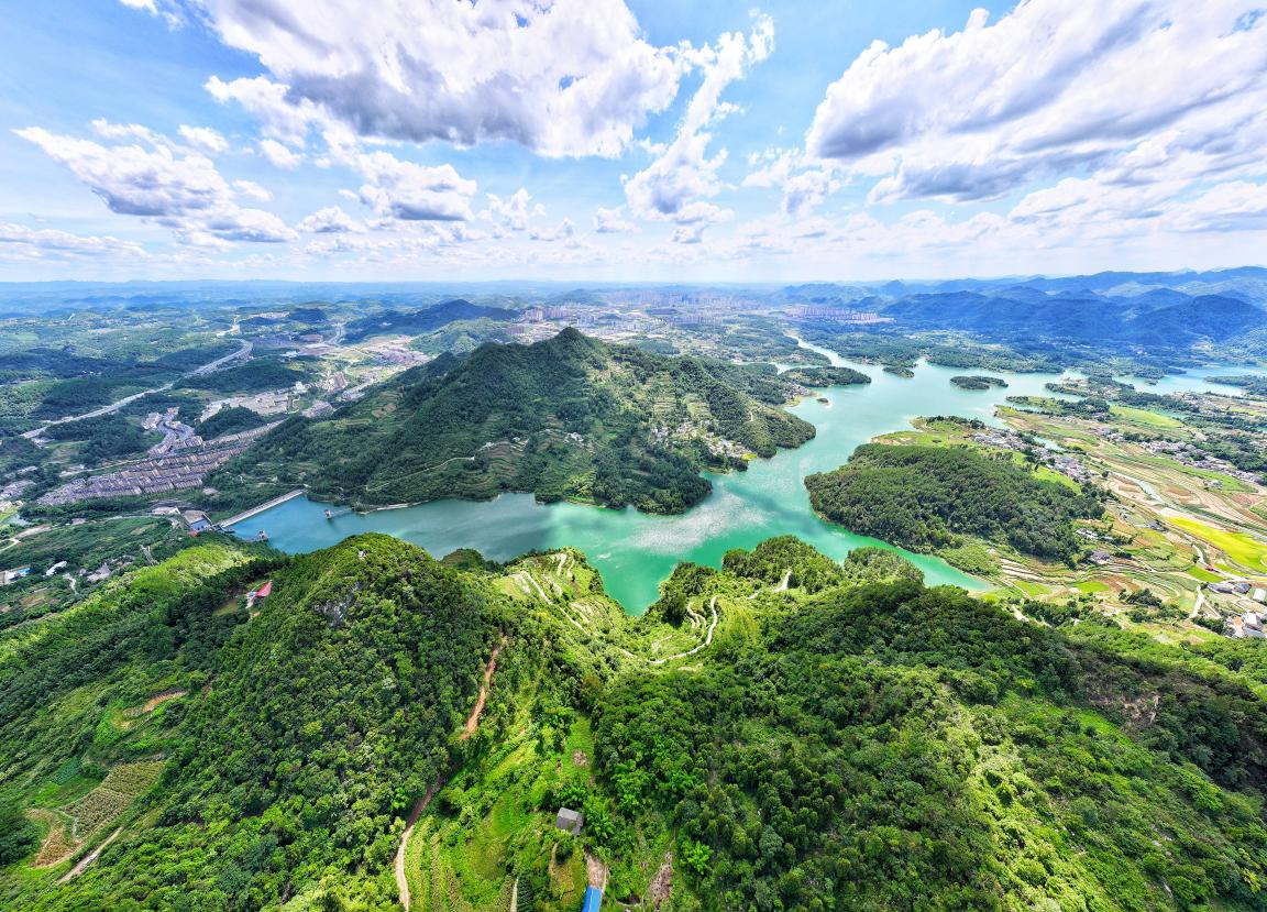 中橋水庫庫區。龔璞攝