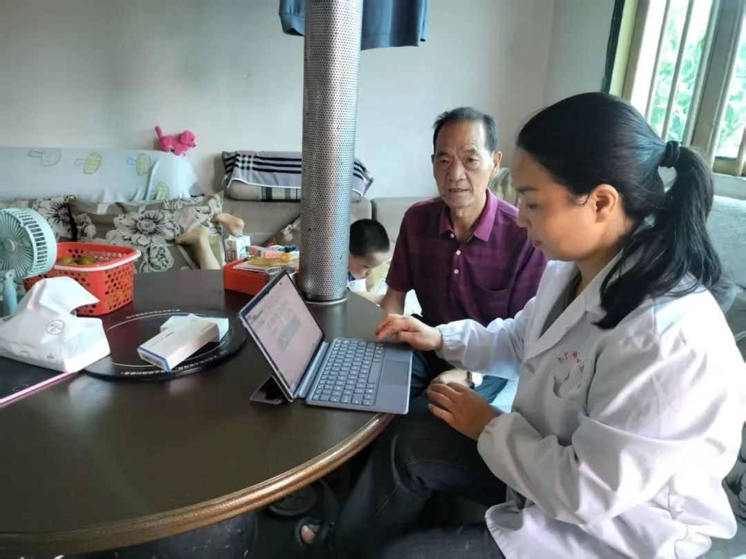 2 移“網”覆蓋讓健康紅利惠及千萬家