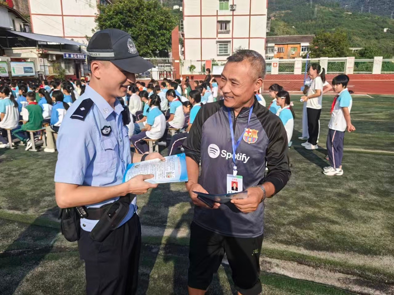 3 圖為開展網絡安全宣傳