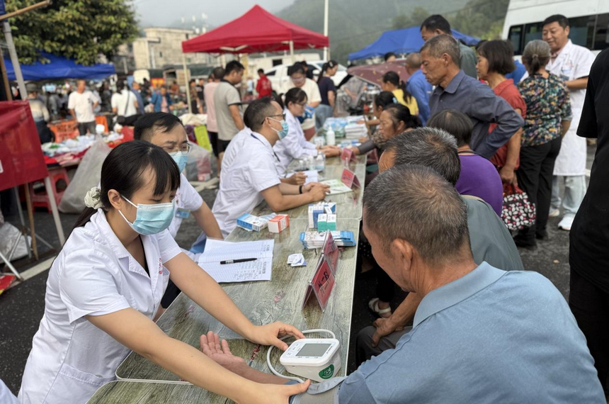 貴州碧江：優質醫療服務送到群眾“家門口”。