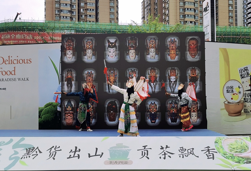 5 圖為活動現場.