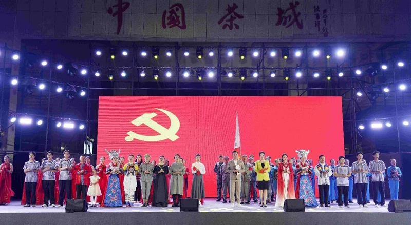 2 圖為輔導(dǎo)現(xiàn)場.jpg