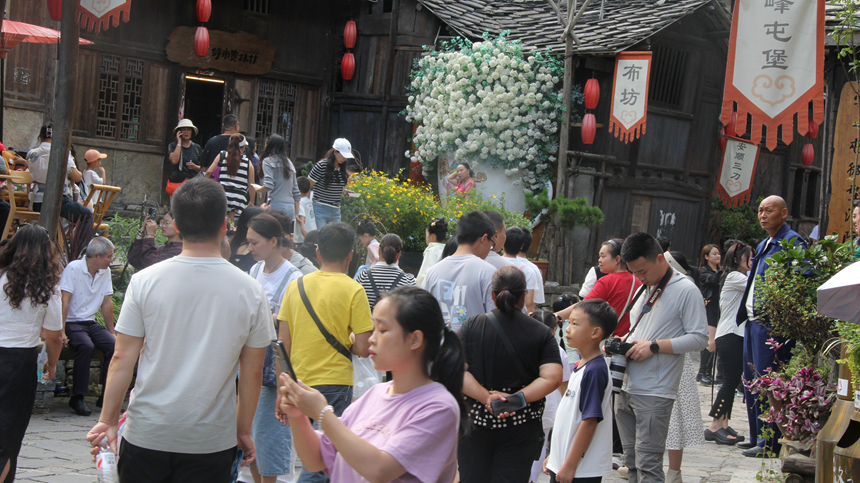 屯堡旅游場景。貴旅集團(tuán)供圖