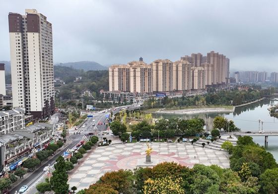 近年來，天柱縣以新型城鎮化建設為抓手，聚焦住房保障、環境優化，大力推進城市更新行動……【詳細】