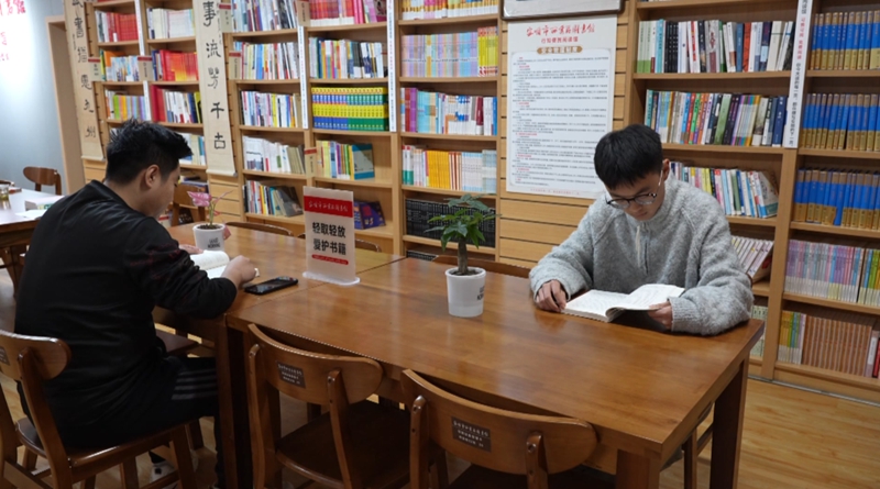 西秀區:“館店融合”新模式 打造便民閱讀新空間。