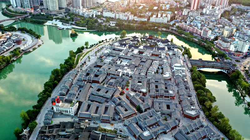 生態(tài)為筆 融合為墨 “兩山”轉(zhuǎn)化繪就文旅新圖景。