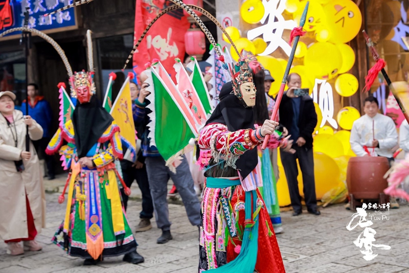 明“潮”市集。 2025屯堡文化大會主辦方供圖