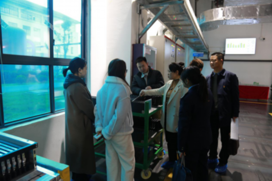 貴安新區稅務局走訪民營企業問需求。