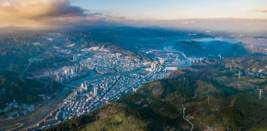 施秉:用好生態名片促發展 守護美麗河湖惠民生。